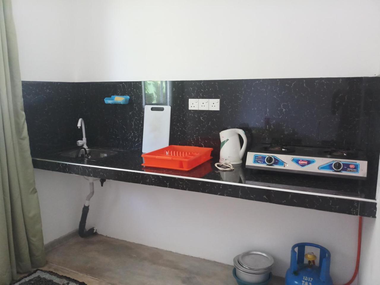 Lakvilla Hikkaduwa Buitenkant foto
