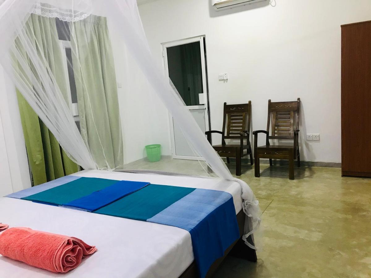 Lakvilla Hikkaduwa Buitenkant foto